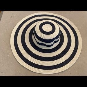 NEW nautical blue and white stripe beach hat